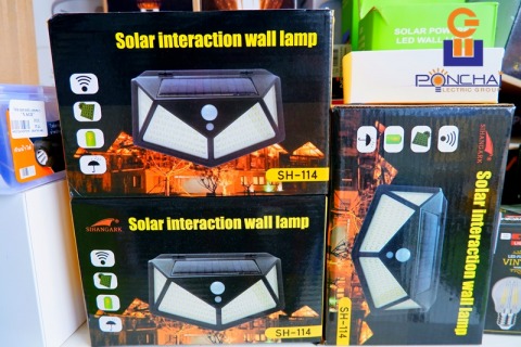 ไฟติดผนังโซล่าเซลล์ ราคาส่ง